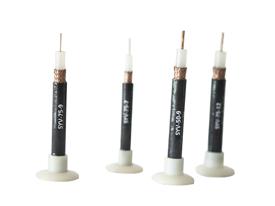 實(shí)芯聚乙烯絕緣射頻電纜